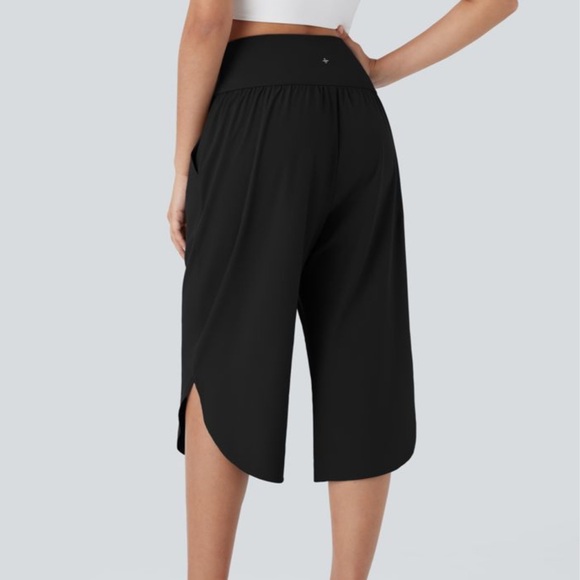 Breezeful™ High Waisted Crossover Side Pocket Split Quick Dry Capri Resort Pants - Picture 5 of 14